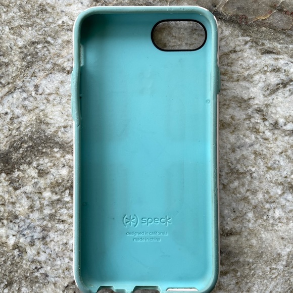 iPhone 7 Speck case - Picture 2 of 5